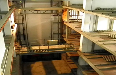 Какой вес может выдержать типичный парковочный подъемник?